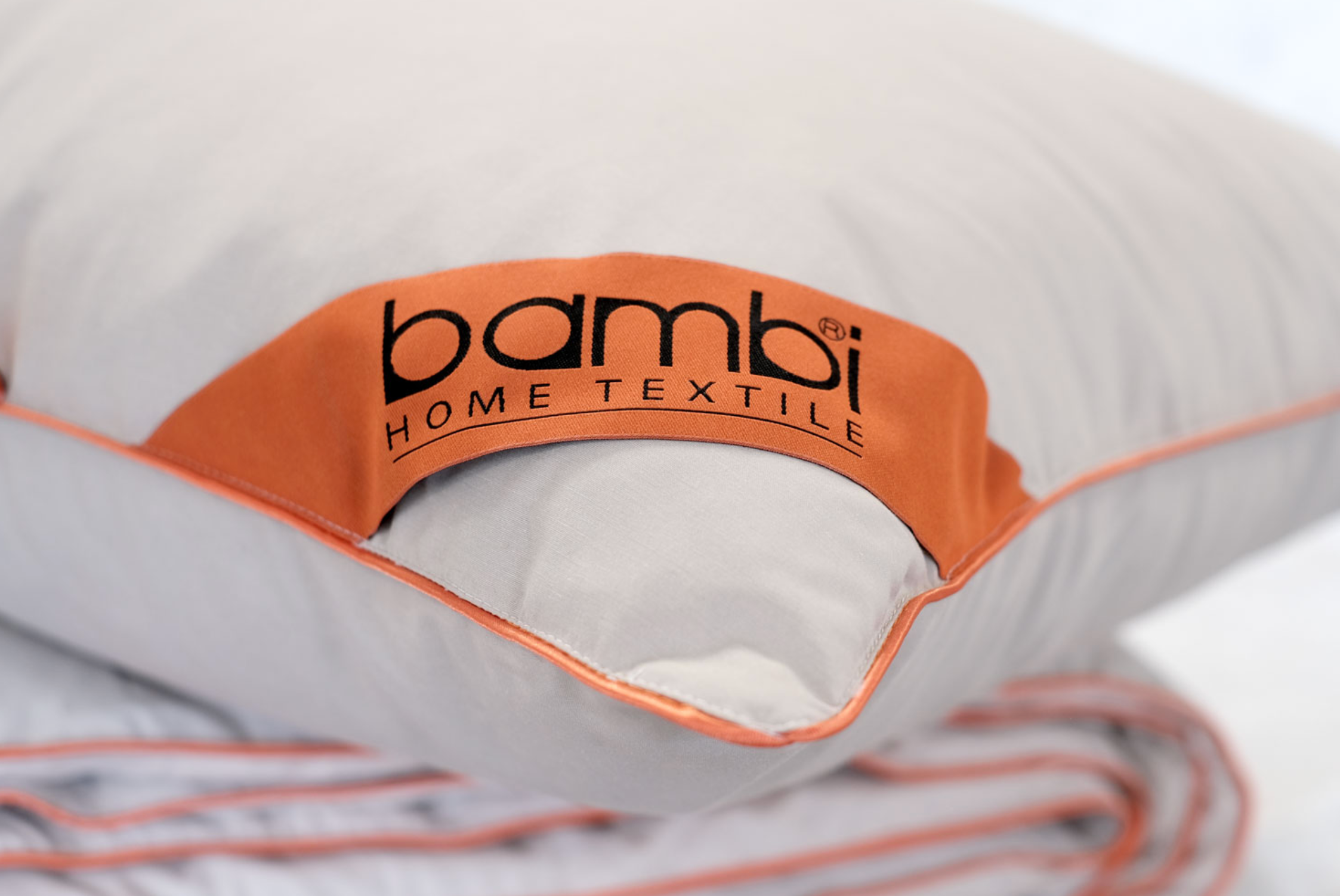 Bambi Gänsefederkissen 50×70 cm - PointHome GmbH